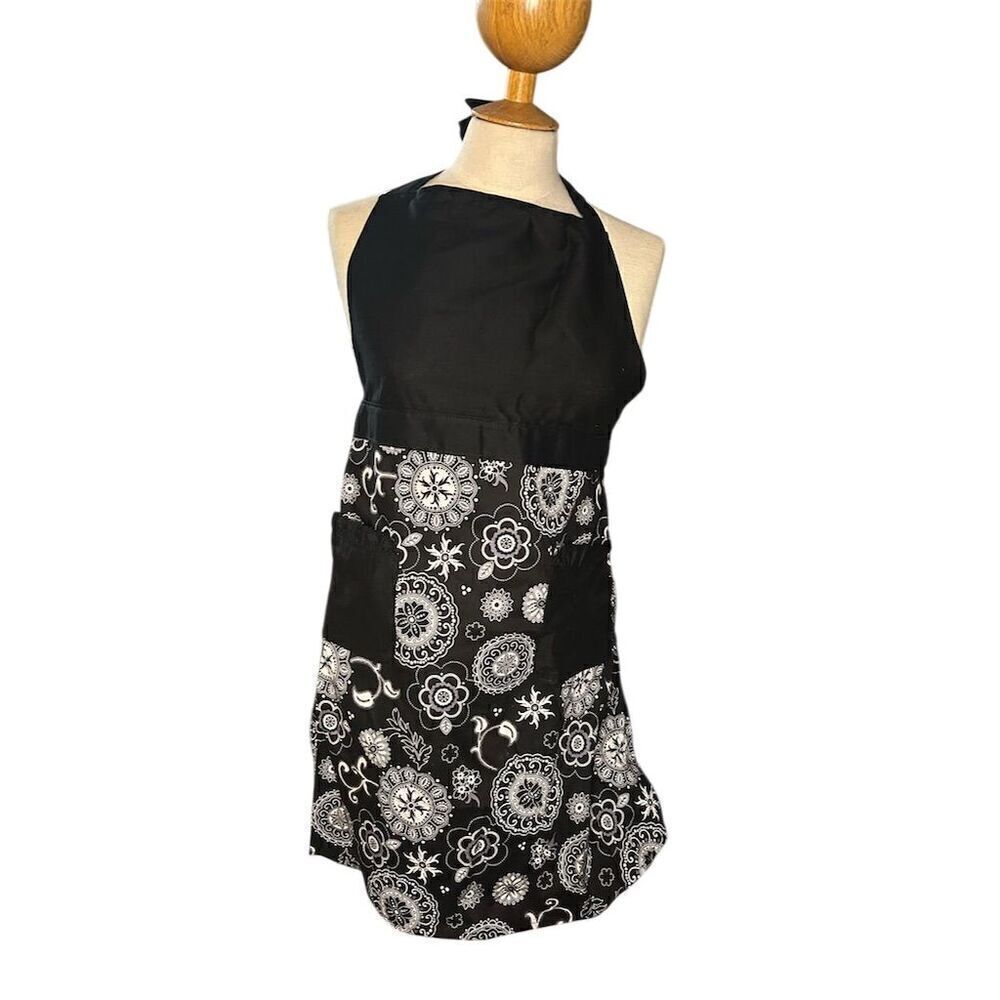 Thirty-one Unisex Black & White Chef Apron Handkerchief Print Adjustable